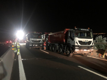 collaudo camion autostrada con camion Tecnoscavi Colledara in Abruzzo Italy