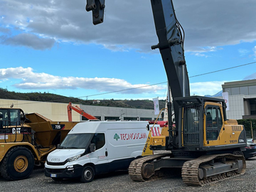 Escavatore Volvo EC290B - DEMOLITOR