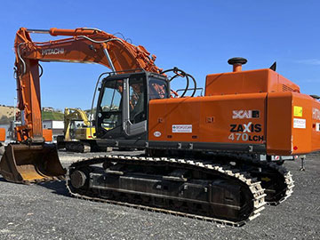 escavatore cingolato Hitachi zaxis 470 movimento terra della Tecnoscavi