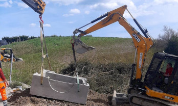 realizzazione linea fognante c.da piana grande comune di Roseto degli Abruzzi in Italia